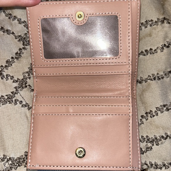 Keychain Wallet - Picture 3 of 4